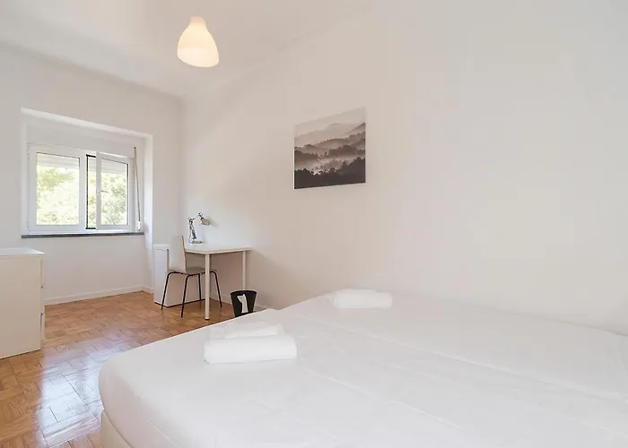 Houze Four Bedroom Near Zoo Lejlighed